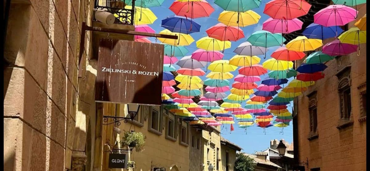 Visita los talleres artesanales del Poble Espanyol